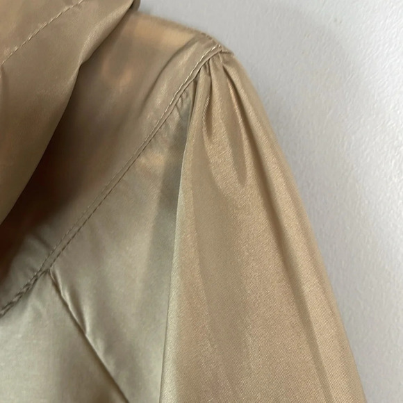 VINTAGE Mulberry Street Tan Nylon Long Trench Coat Hood Pockets Puff Shoulder 8 - Picture 8 of 15